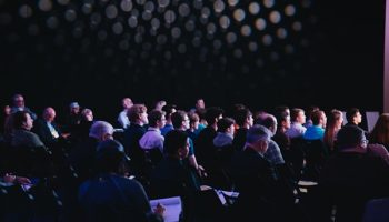 photo-1540575467063-178a50c2df87